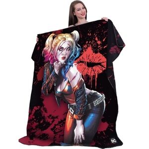 Harley Quinn Throw (NWT)
